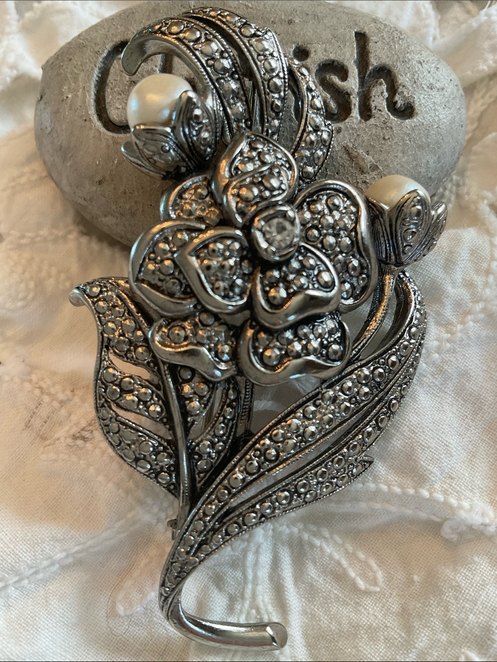 Vintage KJL For Avon Silver Tone Brooch
